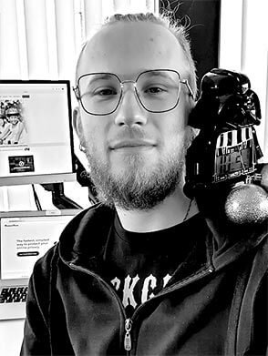 Aaron - chief editor
